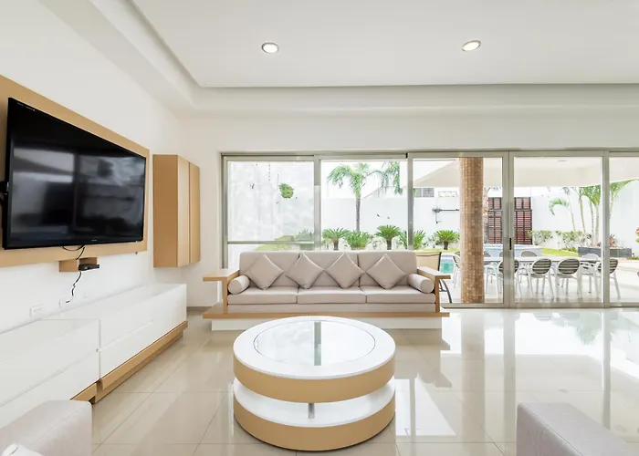 Luxury White En - Alberca Privada - Lujo - 5 *